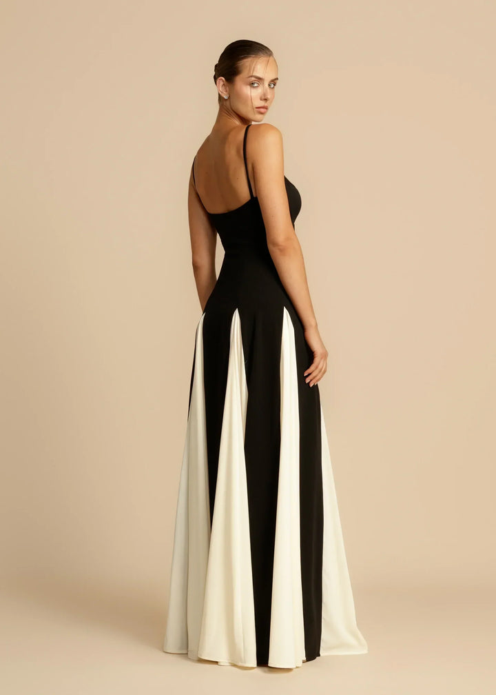 Celia | Elegant Contrast Ruffles Maxi Dress
